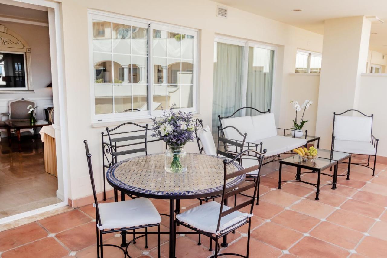 Guadalpin Suites Marbella Exterior photo