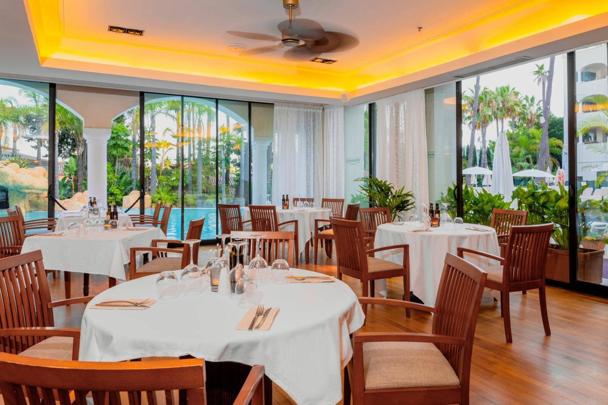 Guadalpin Suites Marbella Exterior photo